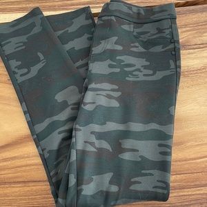Anthropologie Sanctuary Grease Legging in Camo